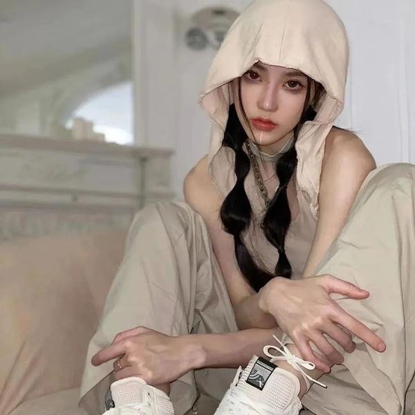 男人嬉春